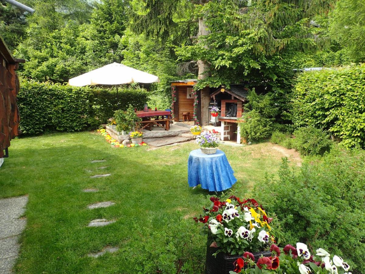 Вилла Chalet Le Muguet Овронна Экстерьер фото