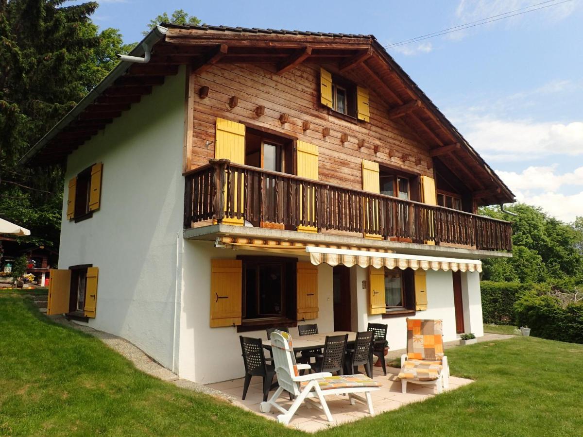 Вилла Chalet Le Muguet Овронна Экстерьер фото