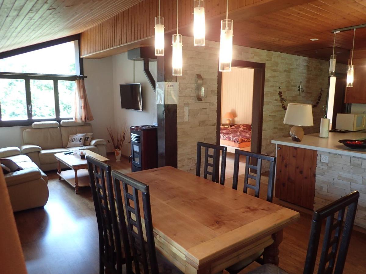 Вилла Chalet Le Muguet Овронна Экстерьер фото
