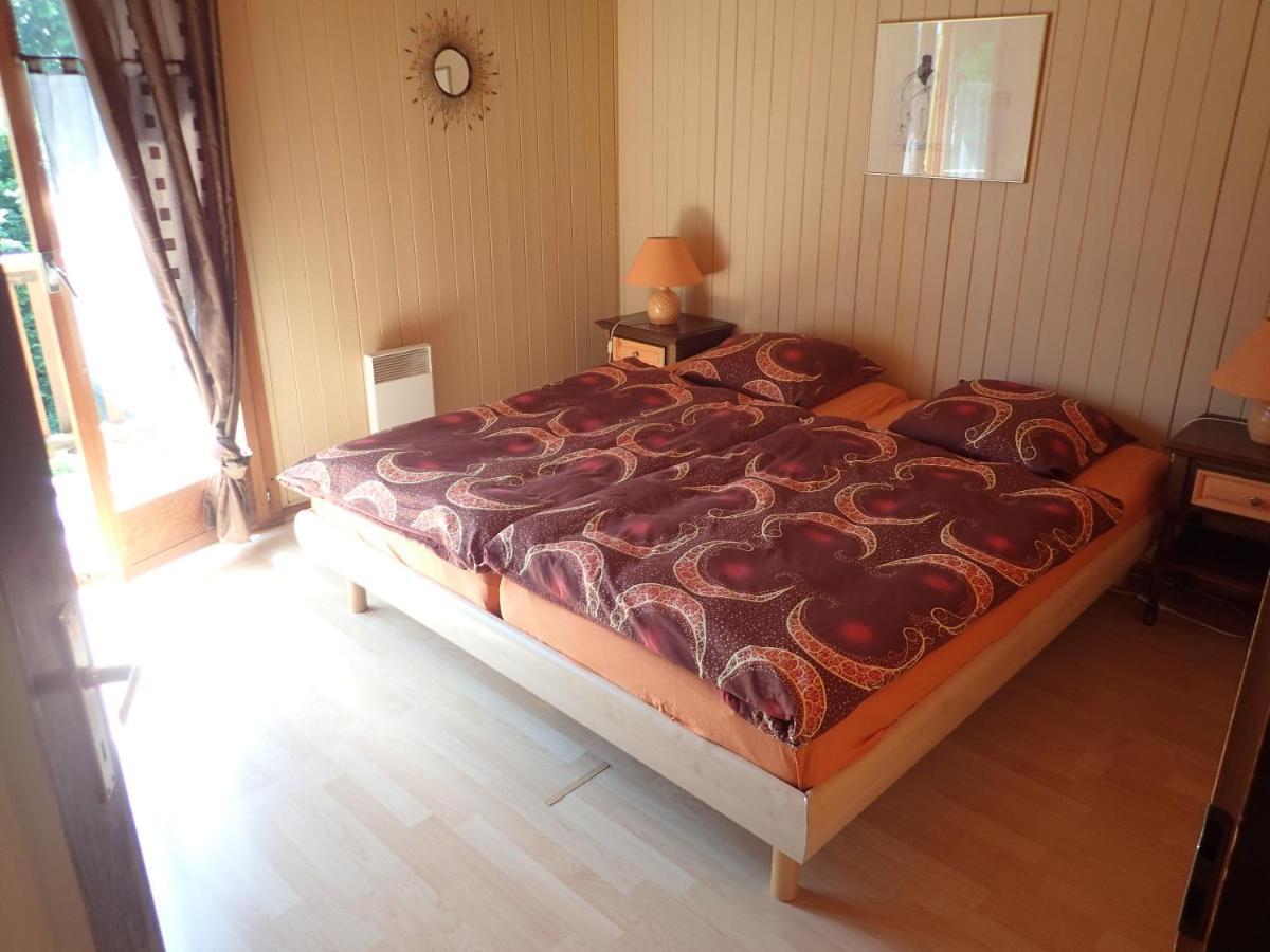 Вилла Chalet Le Muguet Овронна Экстерьер фото