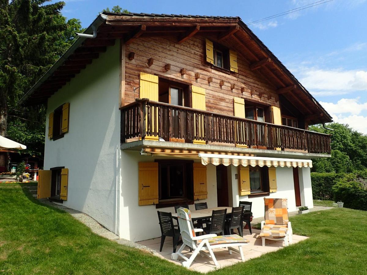Вилла Chalet Le Muguet Овронна Экстерьер фото